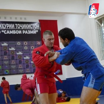 Открытая тренировка по самбо в Таджикистане